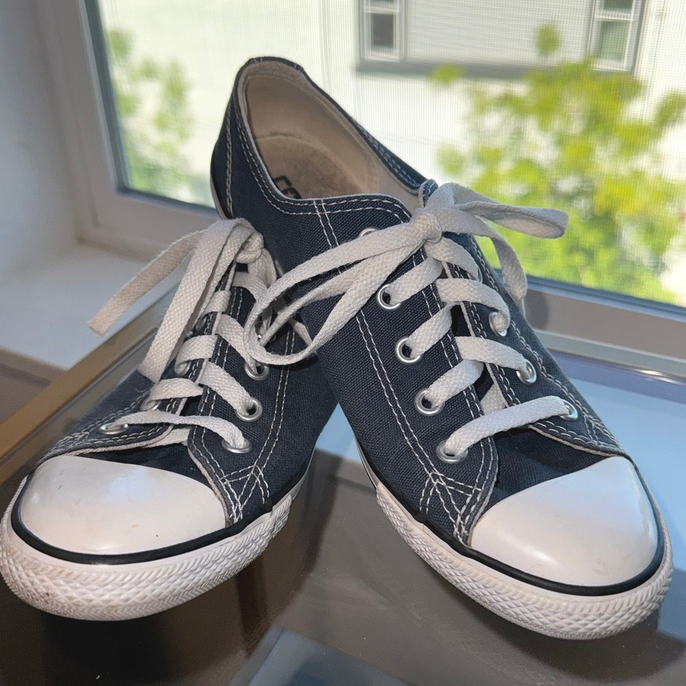 Converse Chuck Taylor All Star Dainty Navy Blue Canvas Low Top Sneakers